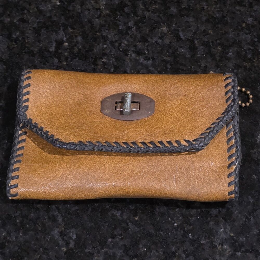 Vintage 70s Boho Whipstitch Brown Leather Turnlock Clutch Wallet